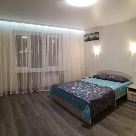 Новая Квартира На Пр. Соборном Возле Зну Zaporizhia 外观 照片