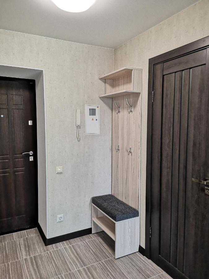 Новая Квартира На Пр. Соборном Возле Зну Zaporizhia 外观 照片